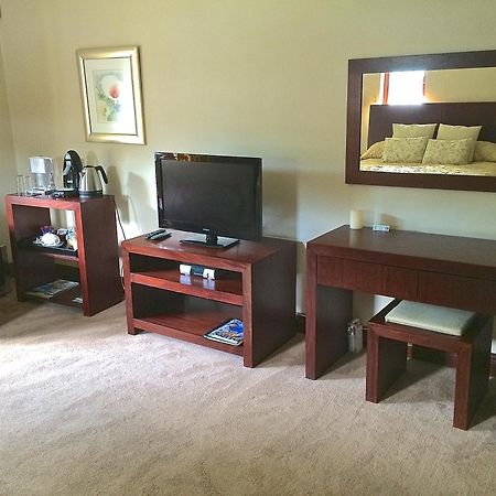 Eagle Wind Manor Otel Hillcrest Dış mekan fotoğraf