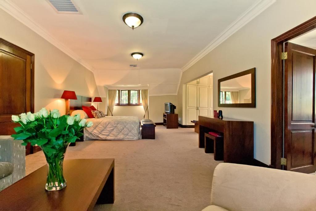 Eagle Wind Manor Otel Hillcrest Dış mekan fotoğraf